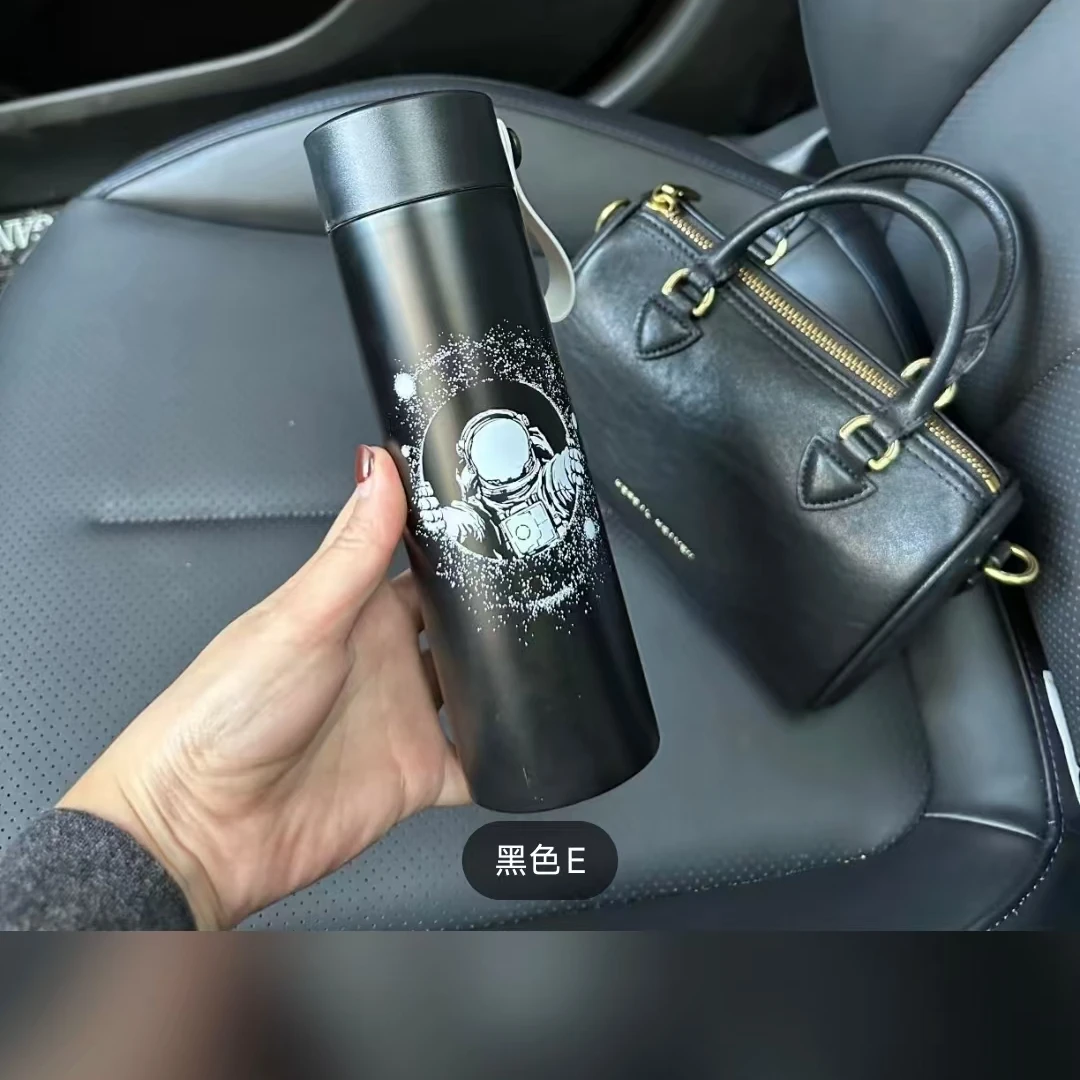 董董先生不锈钢保温杯黑色杯身图案随机