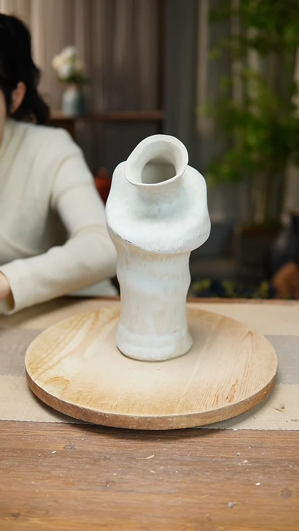 【闪购商品】陶瓷 花器陶瓷花瓶手捏瓶001