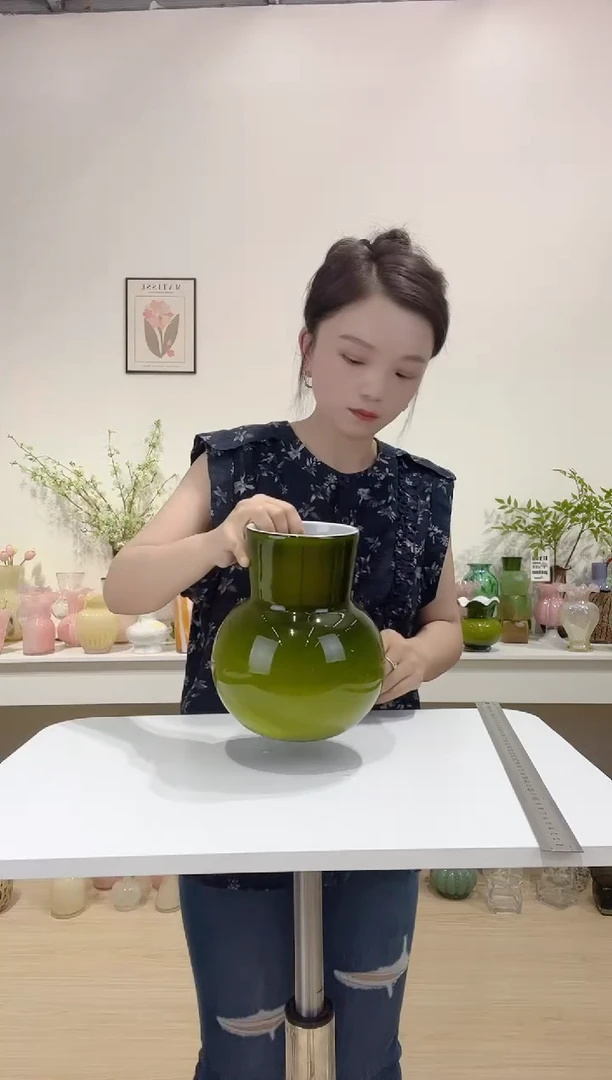 平口琉璃绿花瓶高级