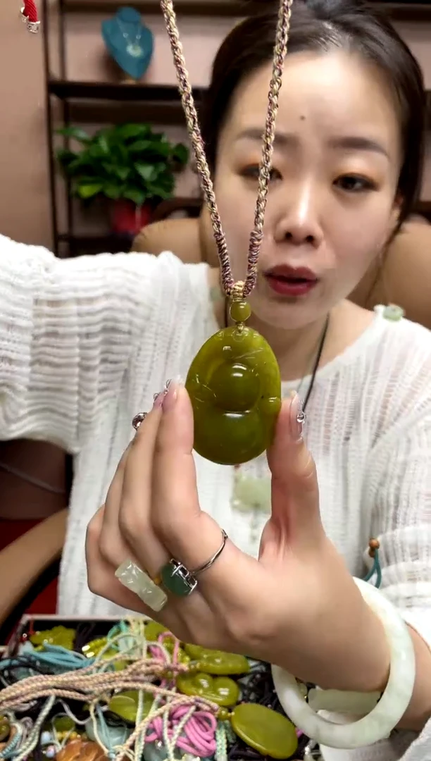 【闪购商品】岫玉吊坠未镶嵌·