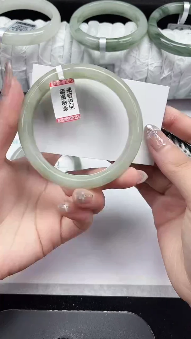 未镶嵌手镯石英质玉249-59/60