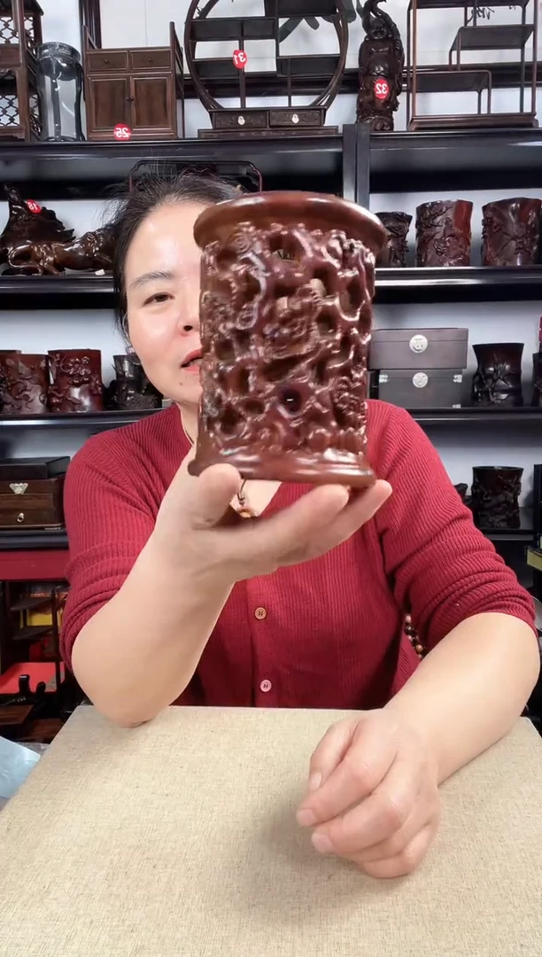 木黄笔筒老李红木工艺品