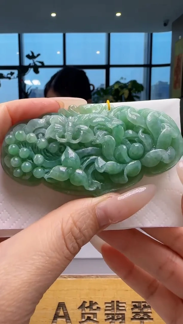 翡翠未镶嵌颈饰YJ@@960Q3J17340