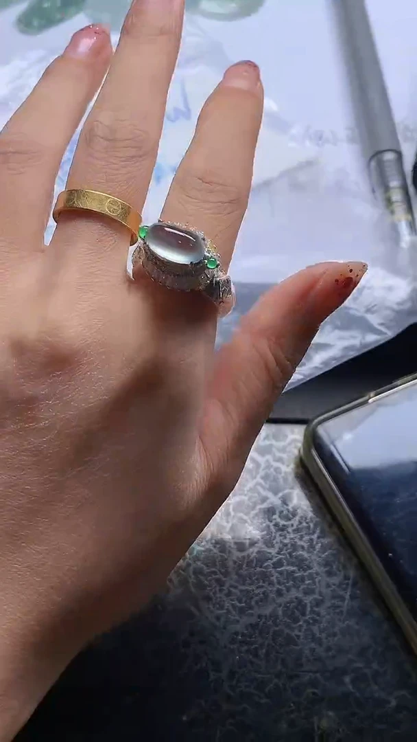 翡翠裸石缅甸翡翠A货