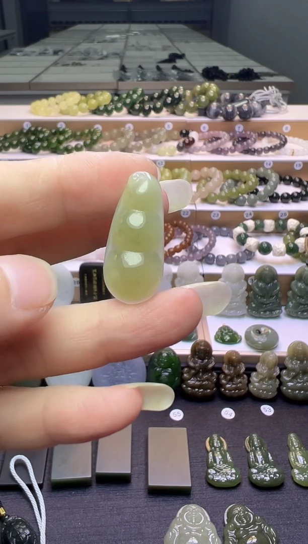 颈饰未镶嵌和田玉3号链接