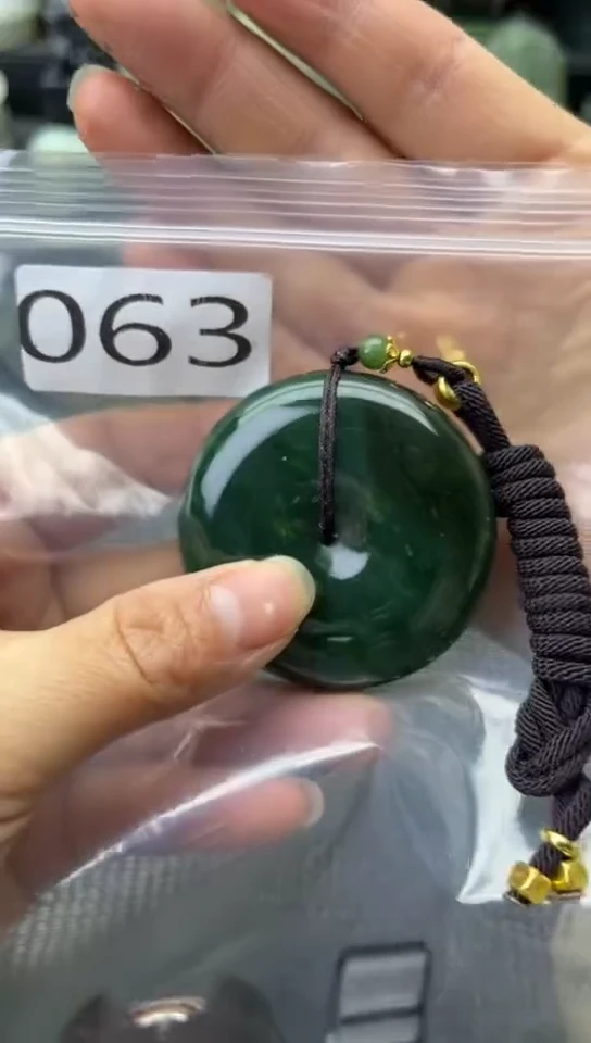 未镶嵌和田玉珠宝半成品扣子