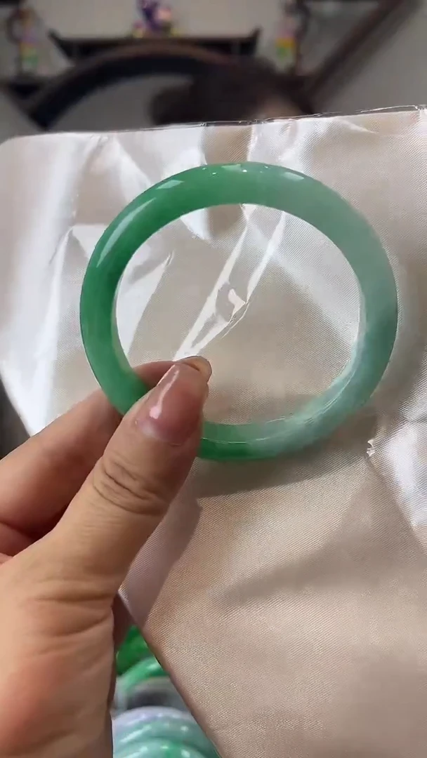 【闪购商品】砖雕a11 圈口59 独货手镯