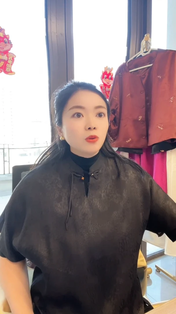 【闪购商品】黑金小衫2XL黑金小衫2XL