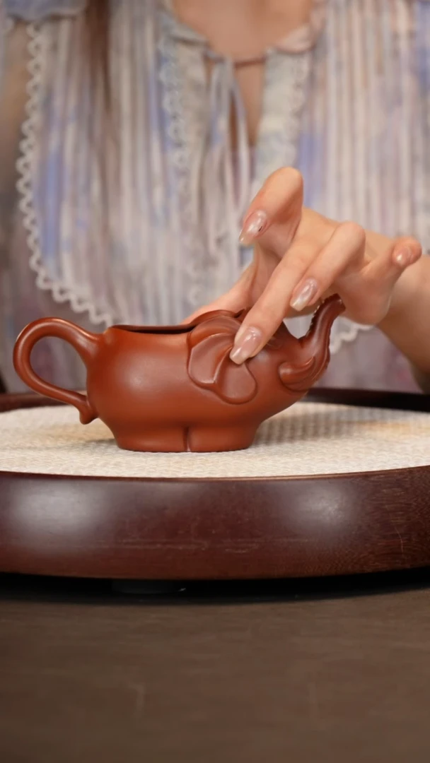 紫砂茶杯大红袍大象公道杯