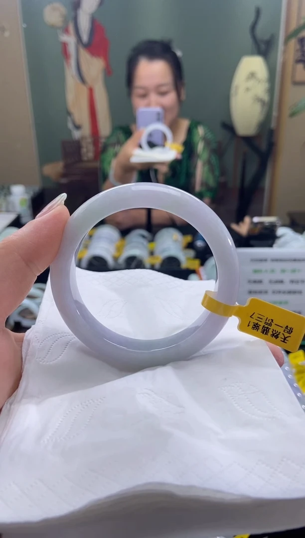 翡翠手镯未镶嵌一*.58.1圈口d