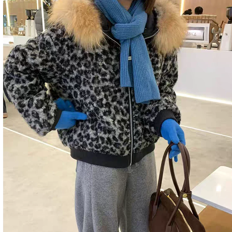 Y129区2575灰色豹纹加厚连帽柔软毛毛棉服