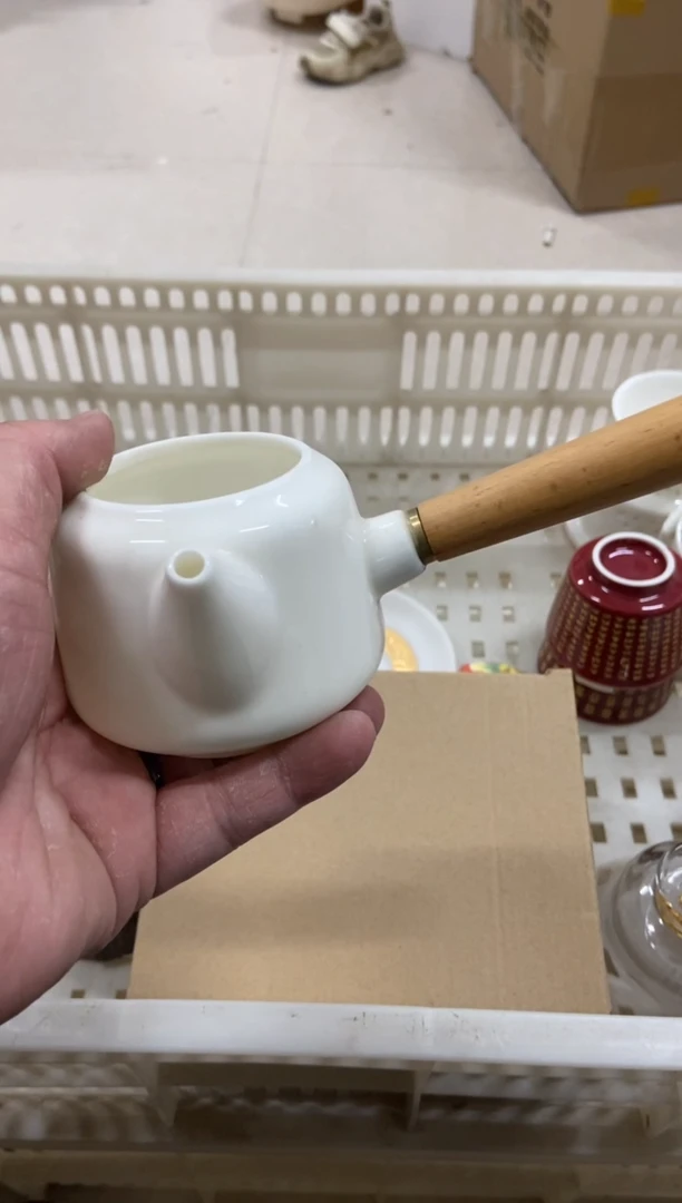 杯子瓷无运费险有瑕疵的摄影的产品有使用过的痕迹有点脏介意勿拍