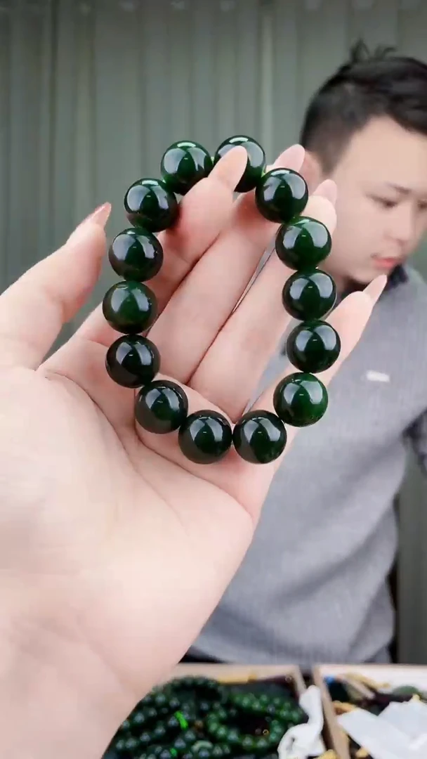 未镶嵌和田玉挂件和田玉拍一发一，多样性发货！