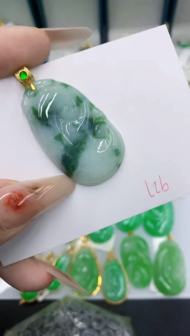 颈饰未镶嵌翡翠111111