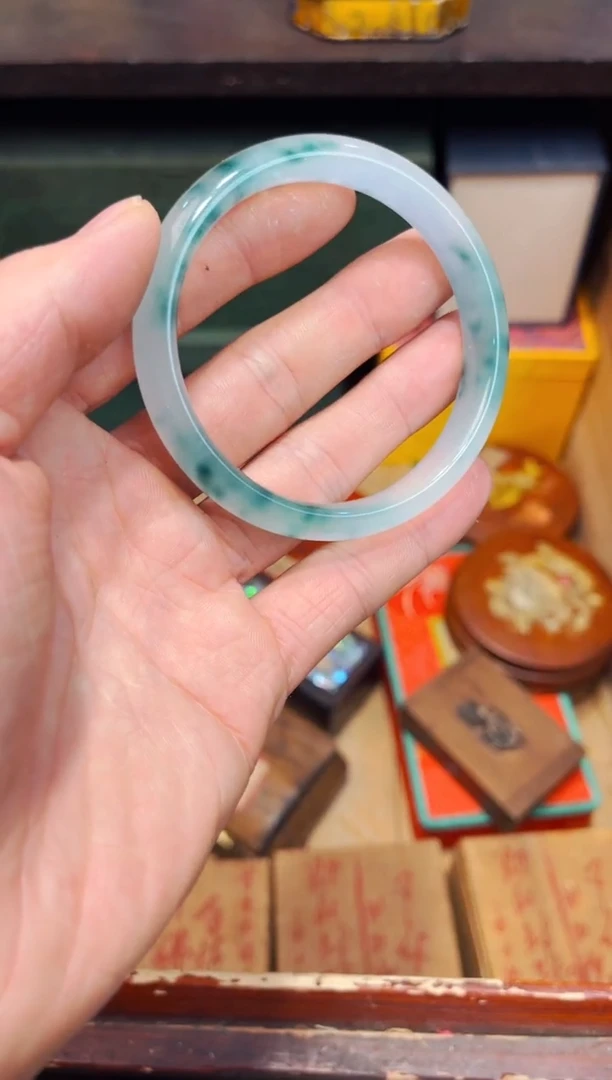 【闪购商品】翡翠挂件未镶嵌Q瑞哥专属高端精品75