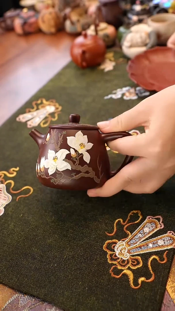茶壶紫砂紫朱泥玉兰花高石瓢