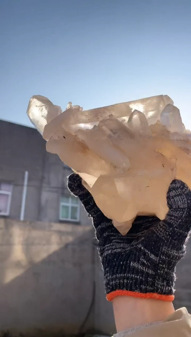 【闪购商品】水晶摆件未镶嵌水晶  374  2.7kg