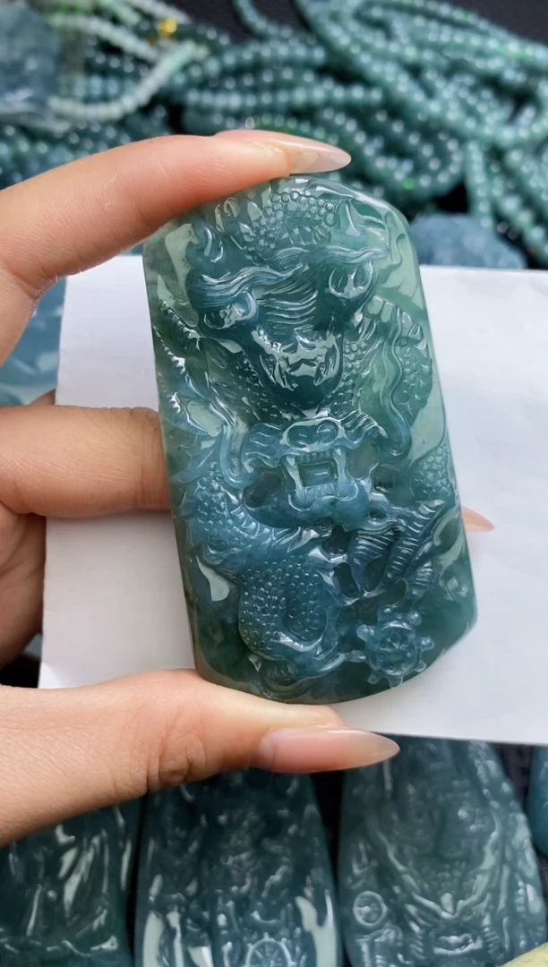 【闪购商品】翡翠颈饰未镶嵌