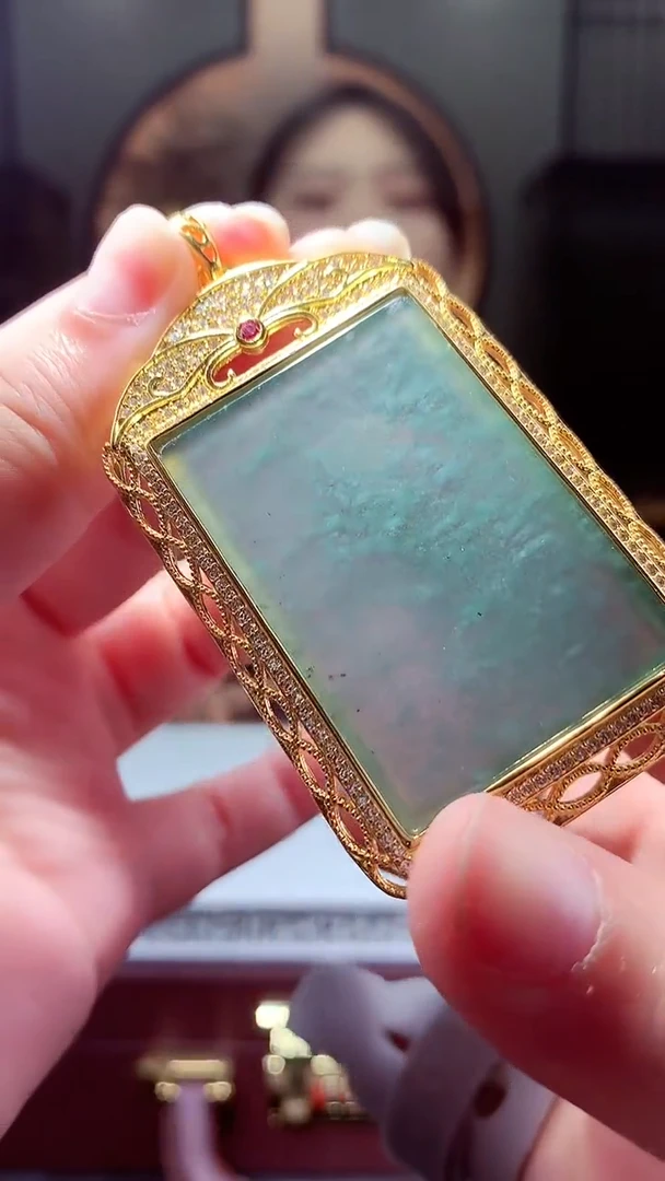 翡翠未镶嵌颈饰天然翡翠(拍一发二）