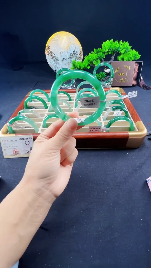 未镶嵌手镯石英质玉（非洲翠）真品上等纯天然非洲翠玉手镯石英质玉