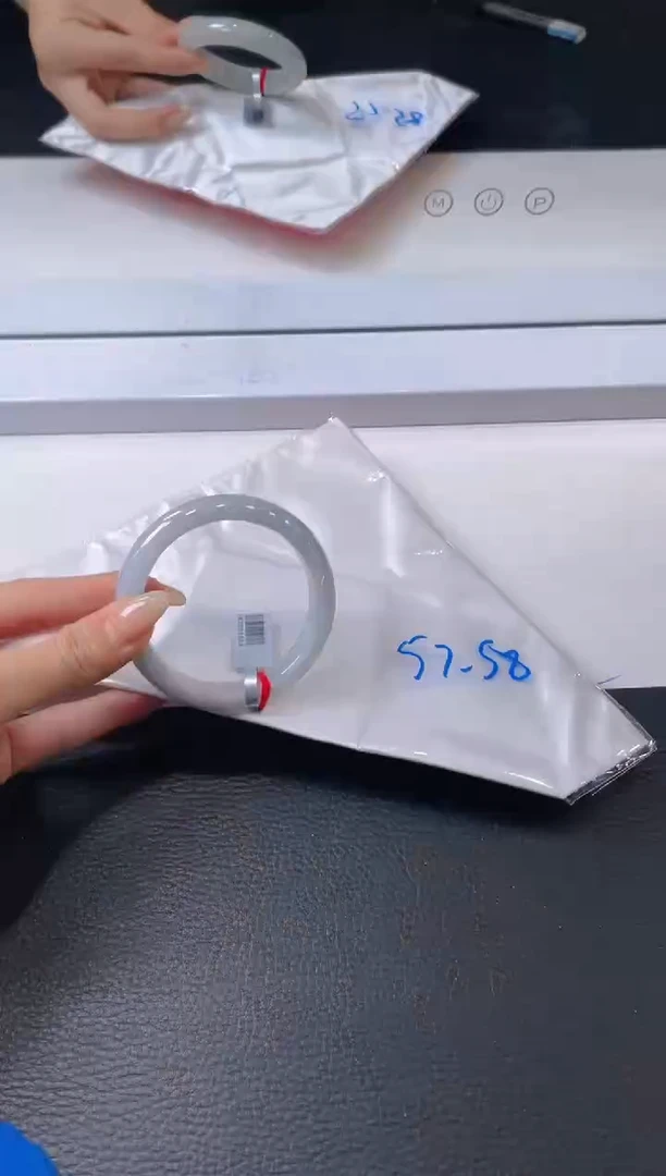 【闪购商品】翡翠手镯未镶嵌手镯