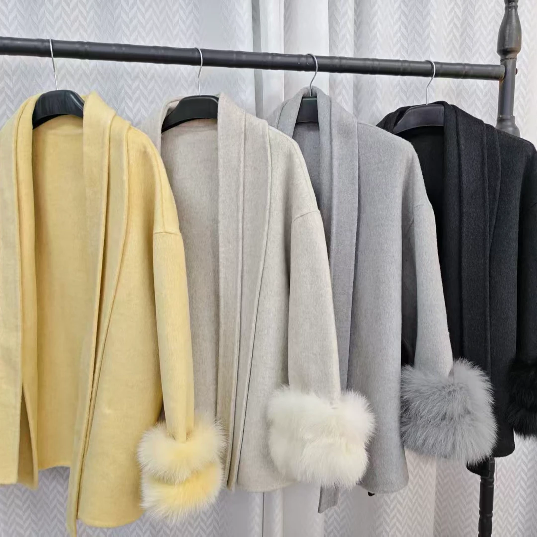 2026新款秋冬季时尚过年气质款短浴袍双狐狸毛袖双面羊毛大衣