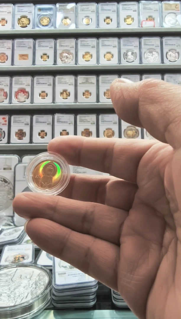 纯金2004年幻彩观姐姐金币 有证无盒