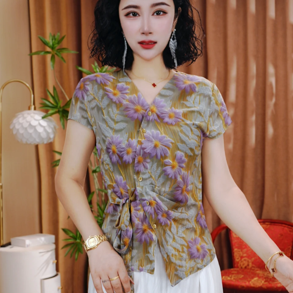 夏季新款休闲洋气短袖气质百搭V领显瘦开衫扣上衣花朵小衫