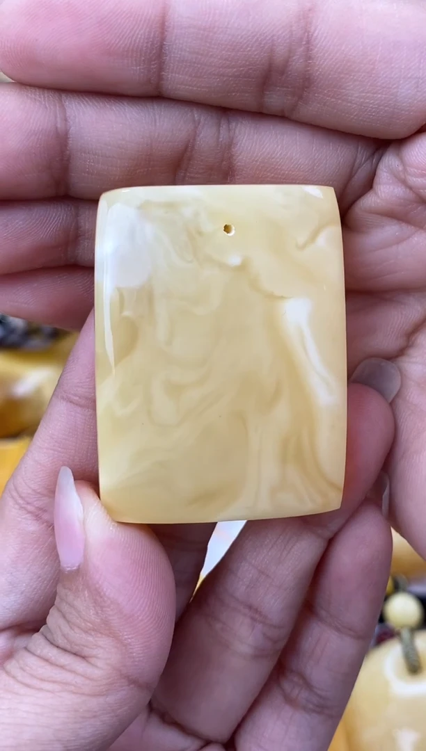 未镶嵌琥珀裸石天然琥珀蜜蜡