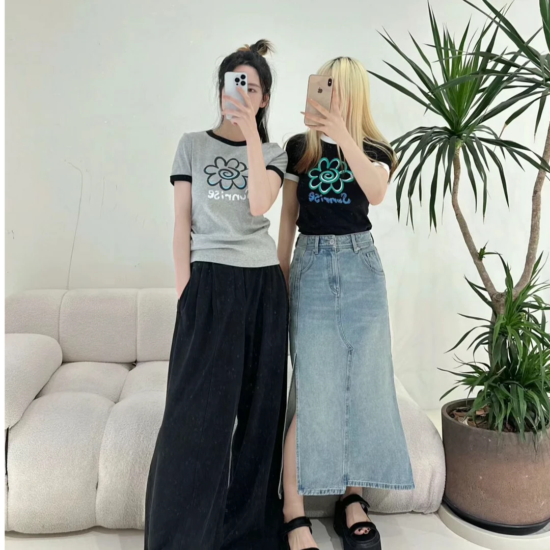 J&Jing-「小花一朵朵」-夏季修身显瘦撞色小花短袖RS127