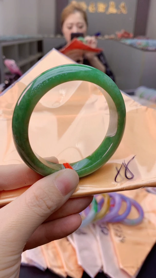 未镶嵌手镯翡翠0298845170