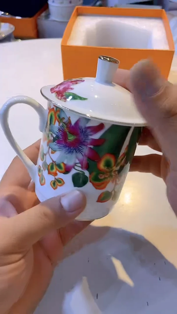 杯鸿辉家品牌瓷器，京东包邮！