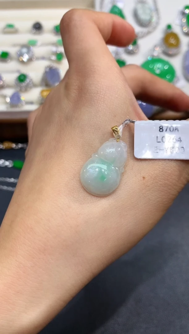 【闪购商品】翡翠吊坠(不含链)18K金镶嵌L0264