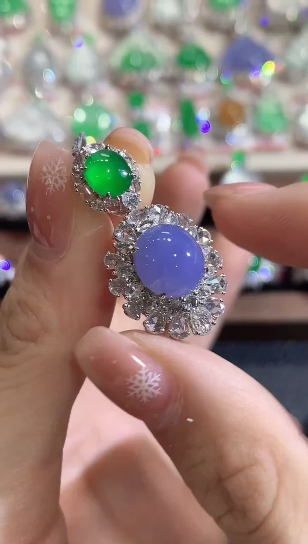 吊坠(不含链)18K金镶嵌翡翠C66翡翠紫货有一定色差