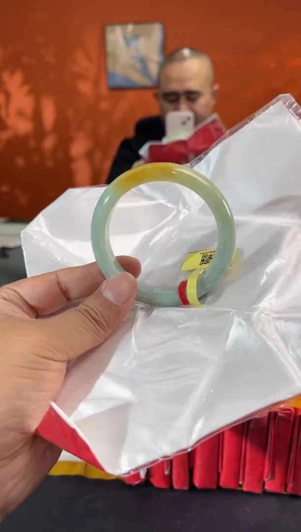 未镶嵌手镯翡翠8 56