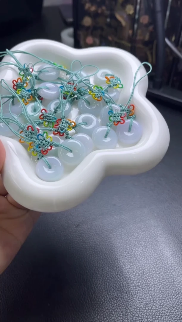 【闪购商品】翡翠挂件未镶嵌K29 /多样性发一件