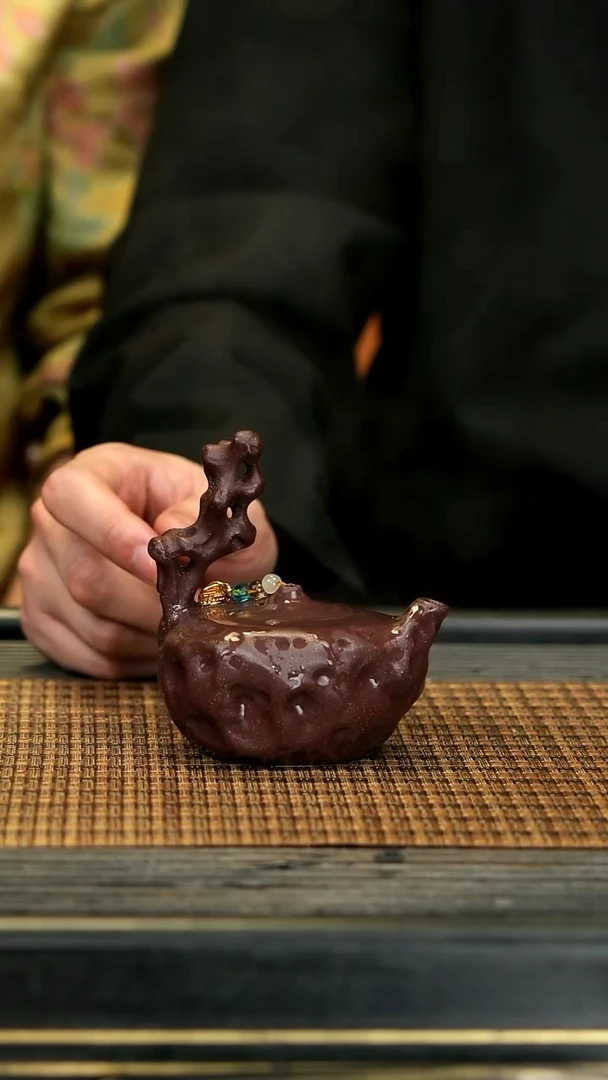 【闪购商品】紫砂茶壶TZP62水滴石 紫玉金砂