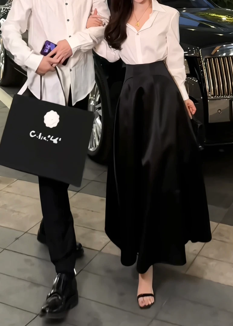【春夏新款】DL125时尚百搭立体剪裁高腰大摆裙小黑裙醋酸半身裙