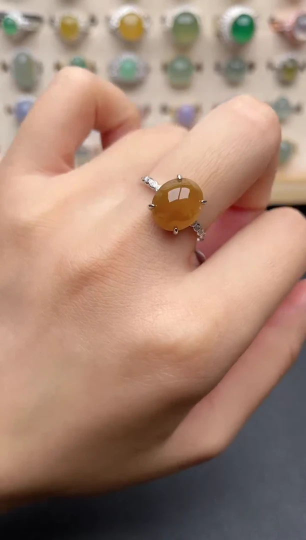 【闪购商品】翡翠戒指银S925镶嵌一物一证一礼盒