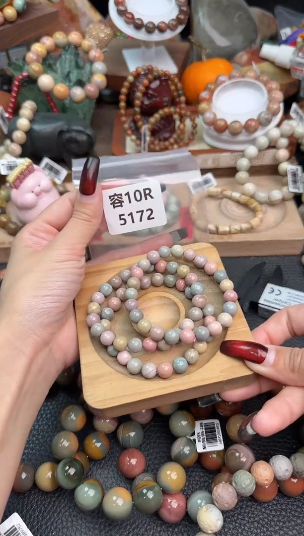 【闪购商品】石英质玉手链未镶嵌10R5172