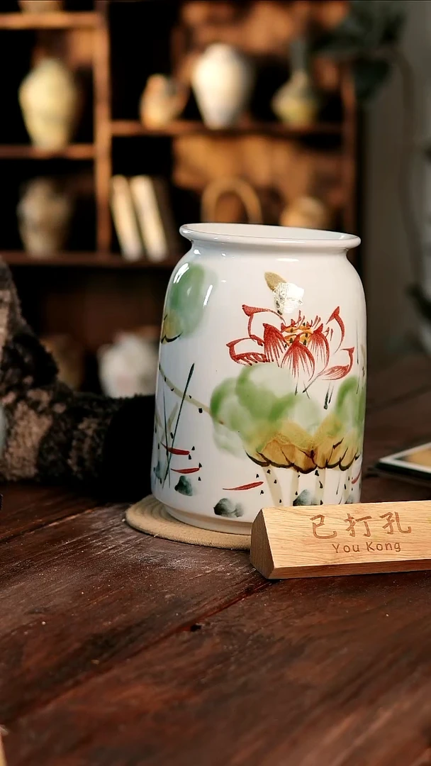 摆件30-137高28口15误差2已打孔瑕疵