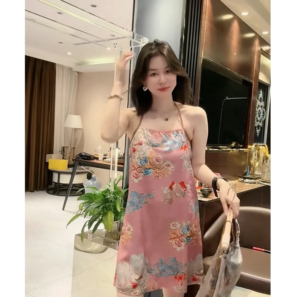 夏天巨好看的新中式吊带裙女2025新款夏日炸街漂亮绝美小裙子
