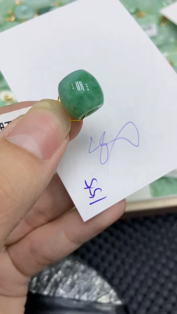 颈饰未镶嵌翡翠缅甸A货翡翠