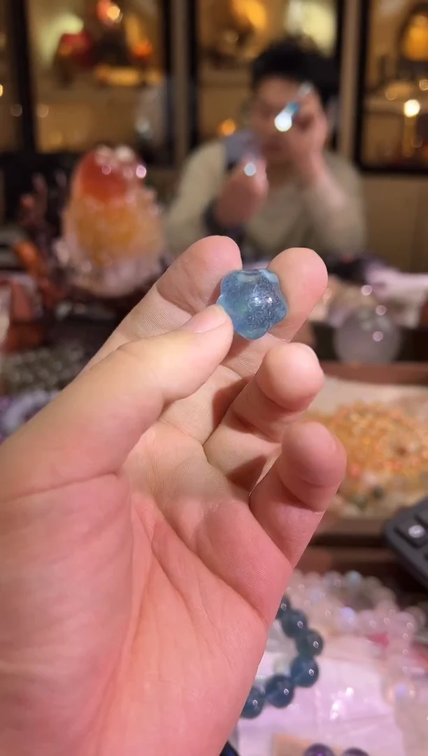 吊坠合成（培育）海蓝宝石未镶嵌魔鬼绿五角星·小（多样性发一）