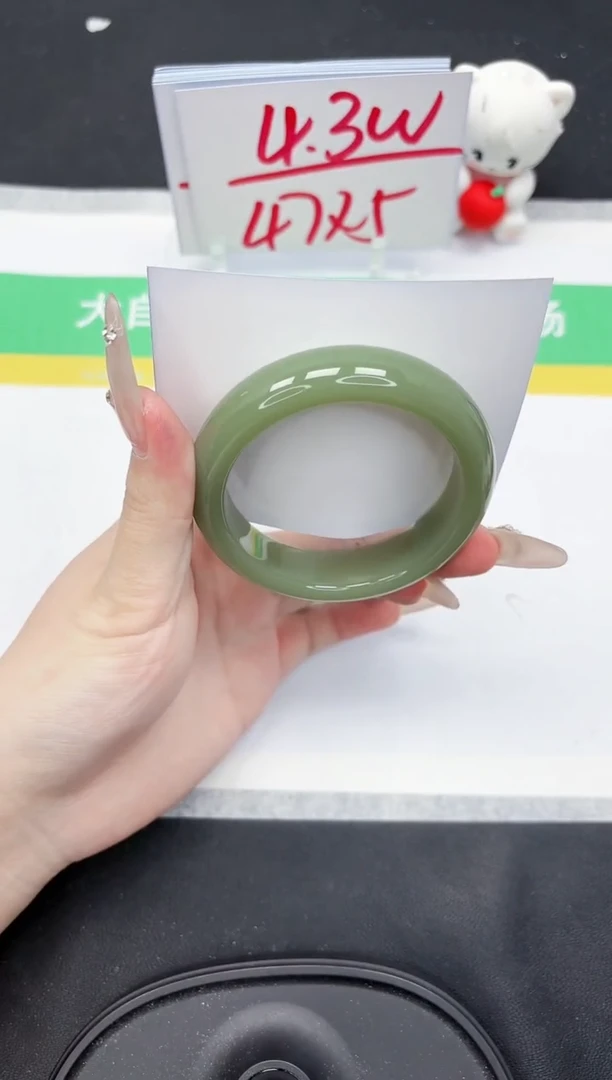 【闪购商品】石英质玉手镯未镶嵌214-55.3