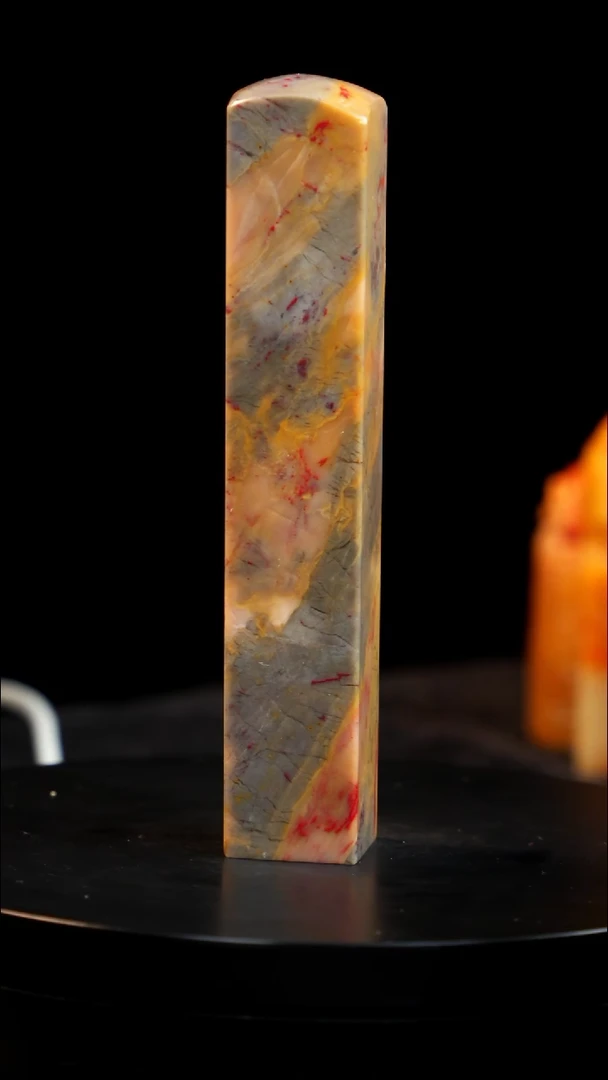 昌化石田黄鸡血石