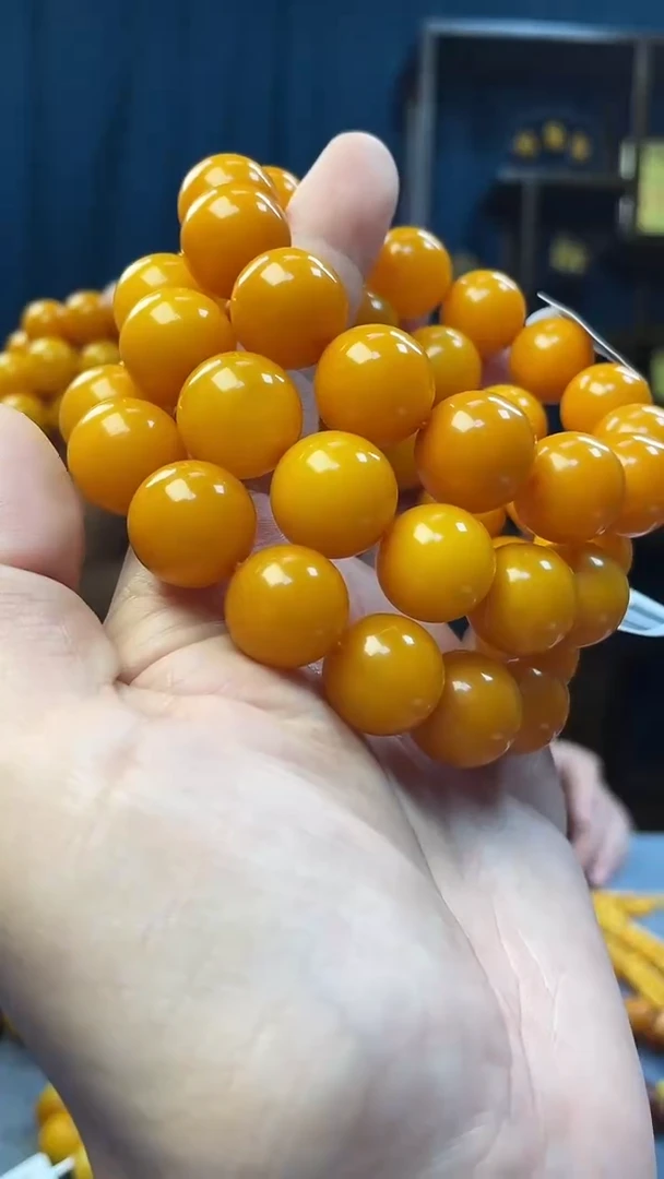 手串琥珀未镶嵌蜜蜡圆珠手串（多样性发其一）