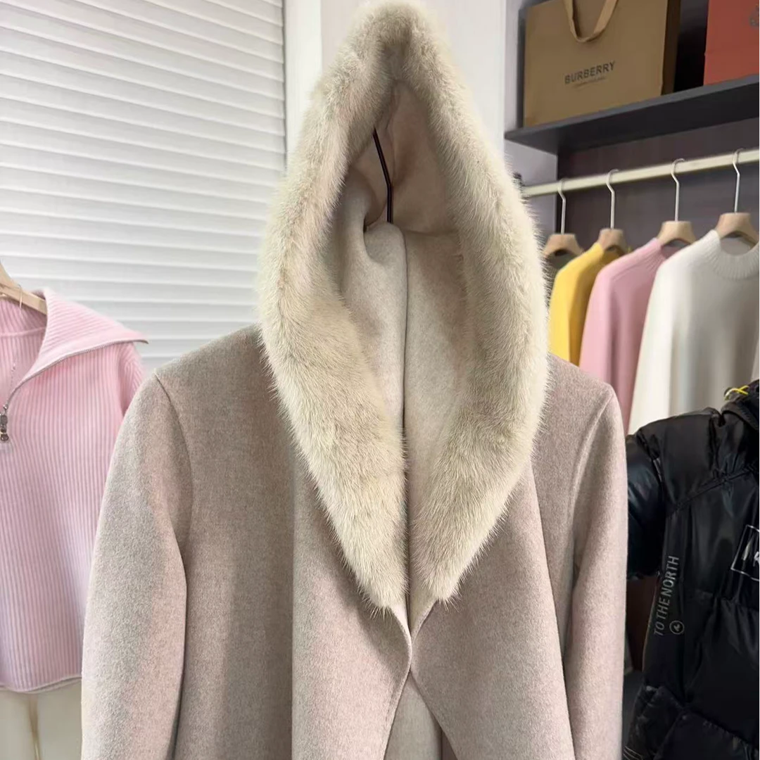长款韩版冬季毛呢外套毛领女连帽秋冬时尚