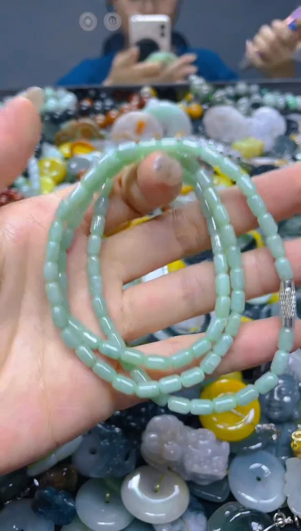 颈饰未镶嵌翡翠5MM/ J /翡翠A货，一件也是批发价