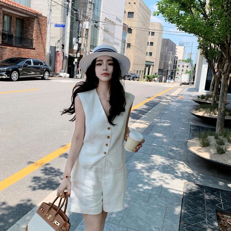 老钱亚麻套装无麻不夏时尚亚麻老钱松弛感西装马甲短裤休闲两件套